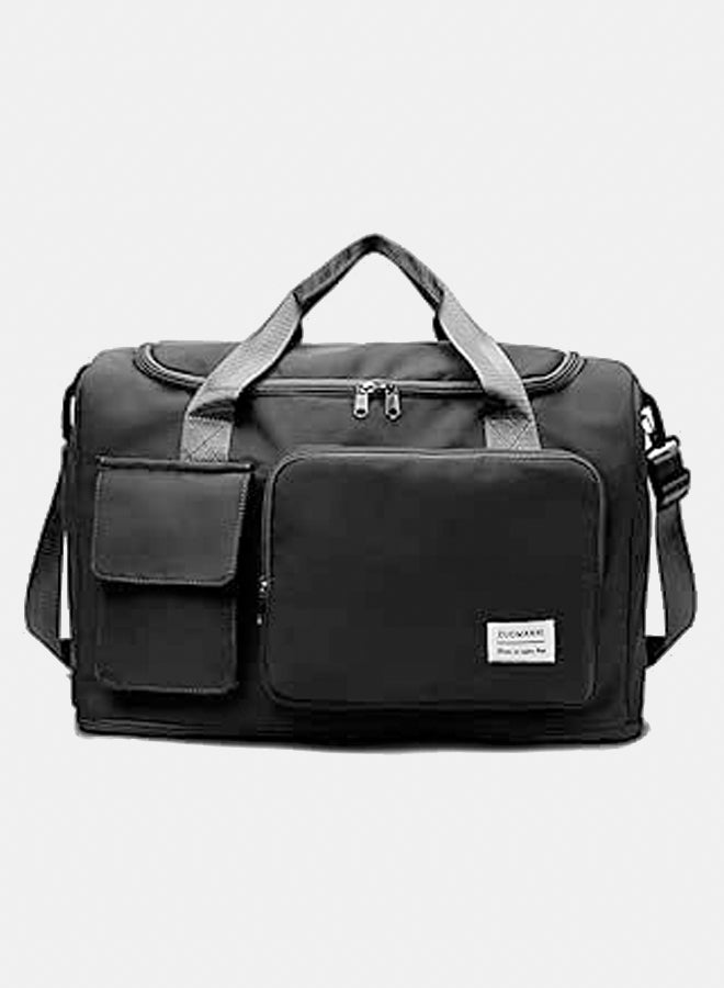 Large-capacity, lightweight, and portable sports duffel bag with a wet wipes pocket and shoe compartment, suitable for women for vacations, the gym, and travel. Made of polyester.